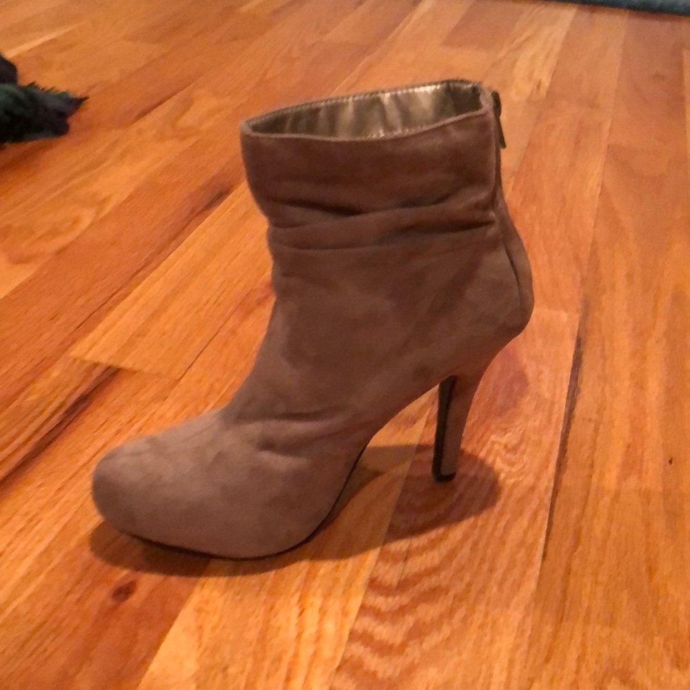 Booties - Picture 4 of 6